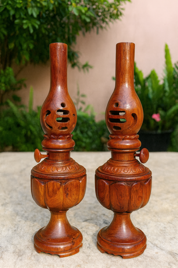 Đèn thờ bằng gỗ Hương Việt cao cấp-CT40